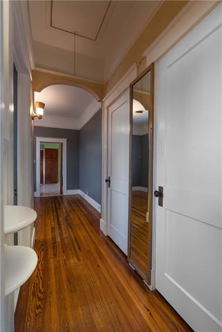1550 Galvez