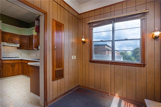 1550 Galvez