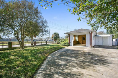 3331 W. Esplanade